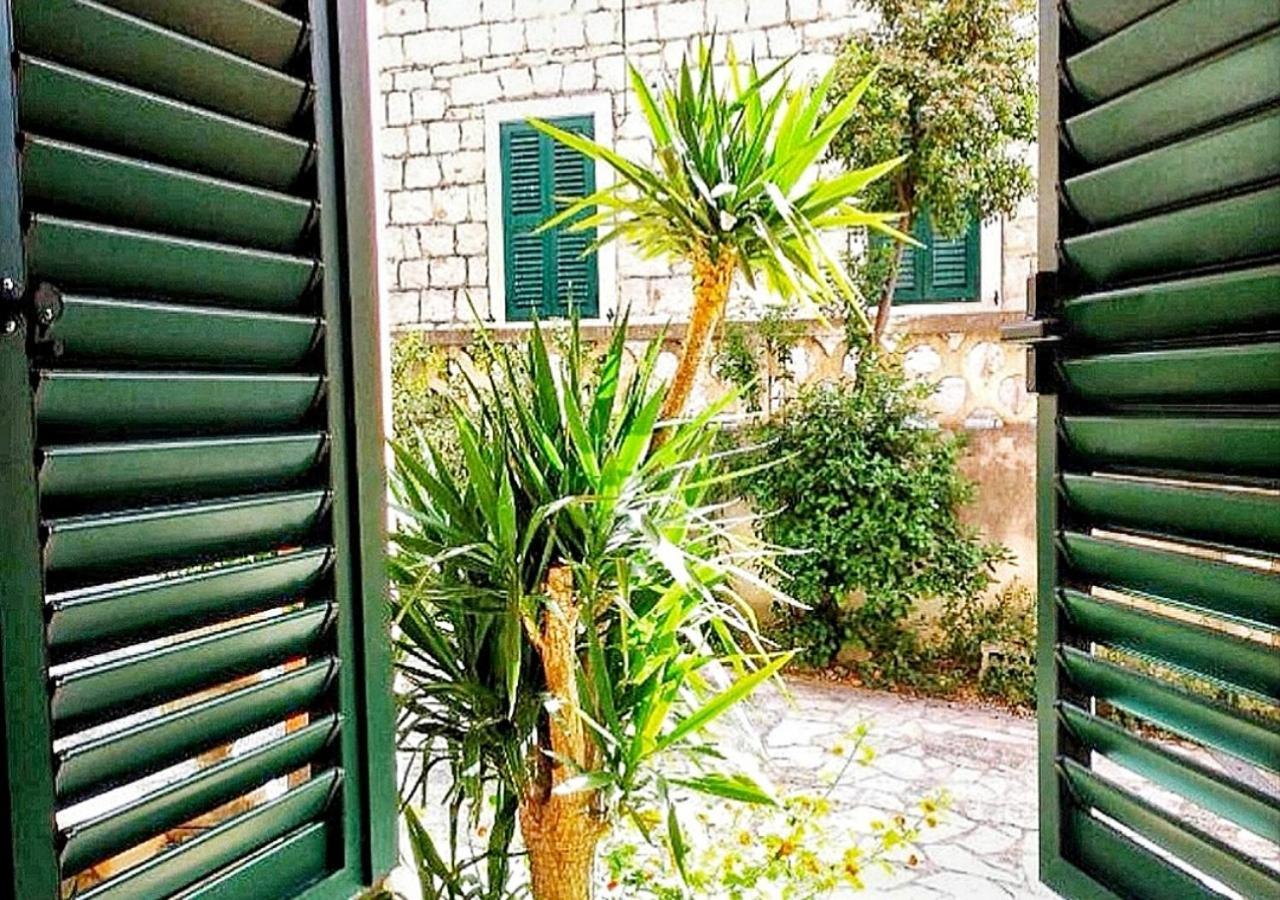 Split centre LEX apartment Extérieur photo